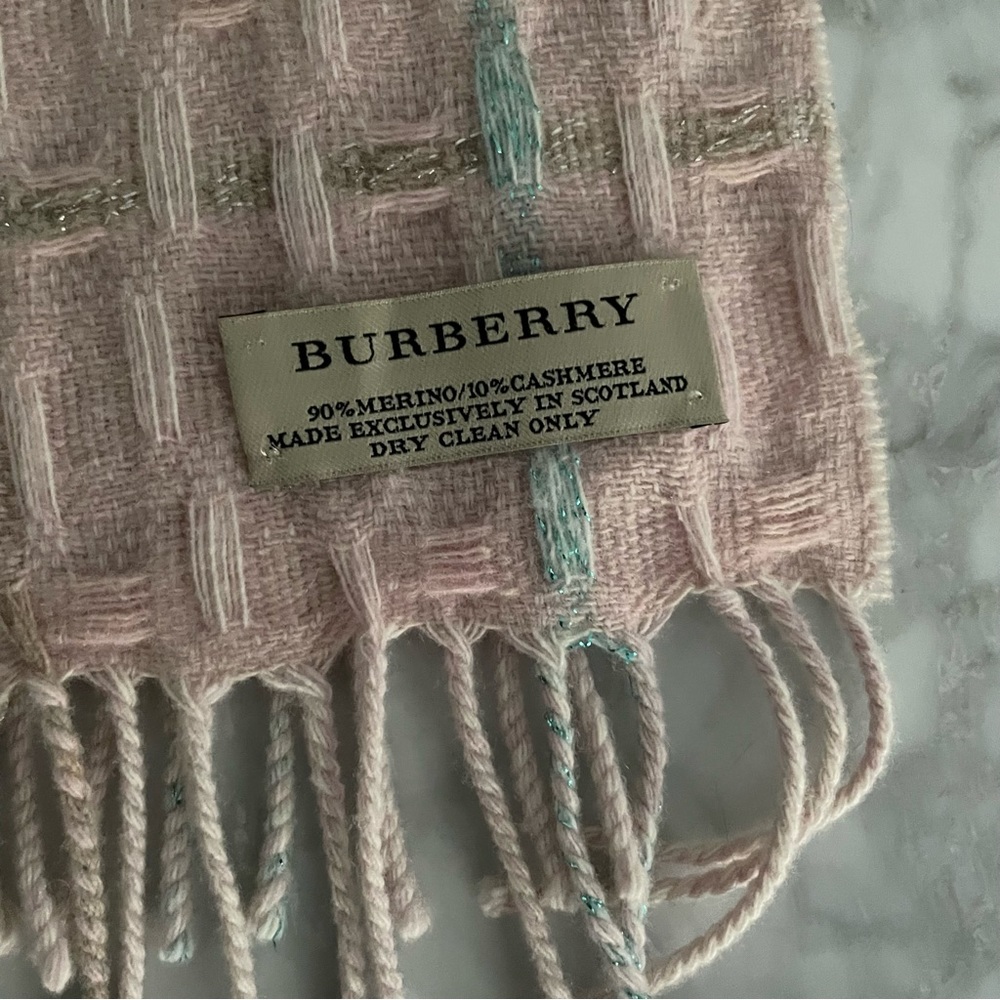 Burberry Pink Nova Check Textured Weave Merino Wool & Cashmere Scarf - Picture 2 of 5